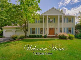 7 Alyssa Ln, Red Bank, NJ 07701