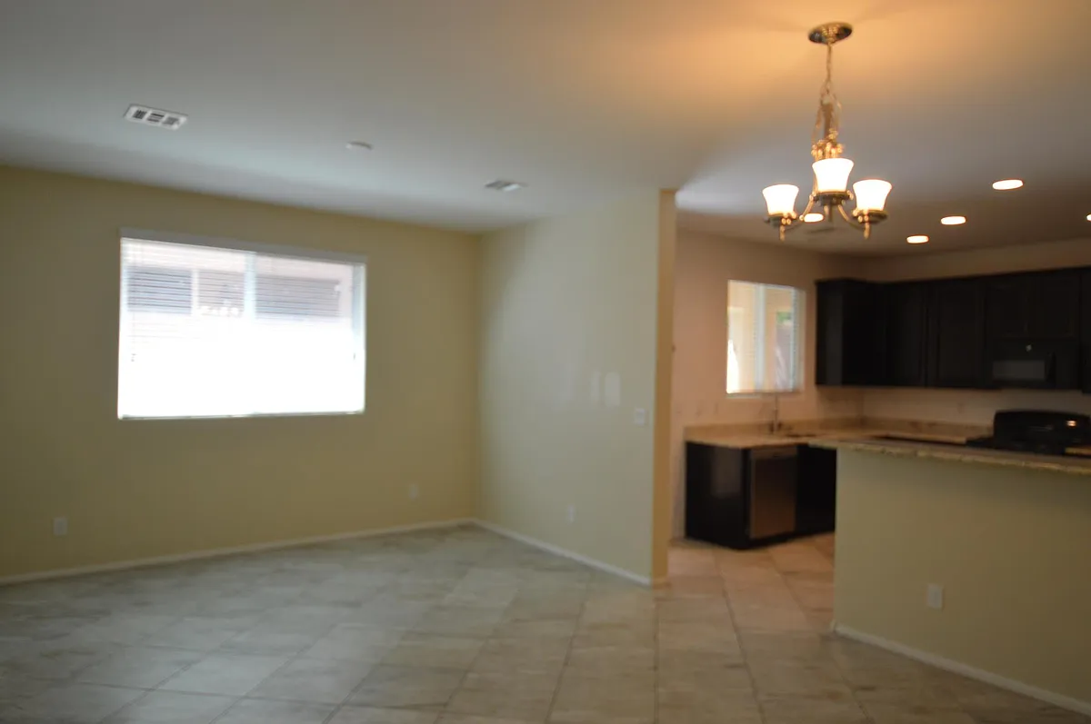 Building Photo - 9345 Pearblossom Sky Ave