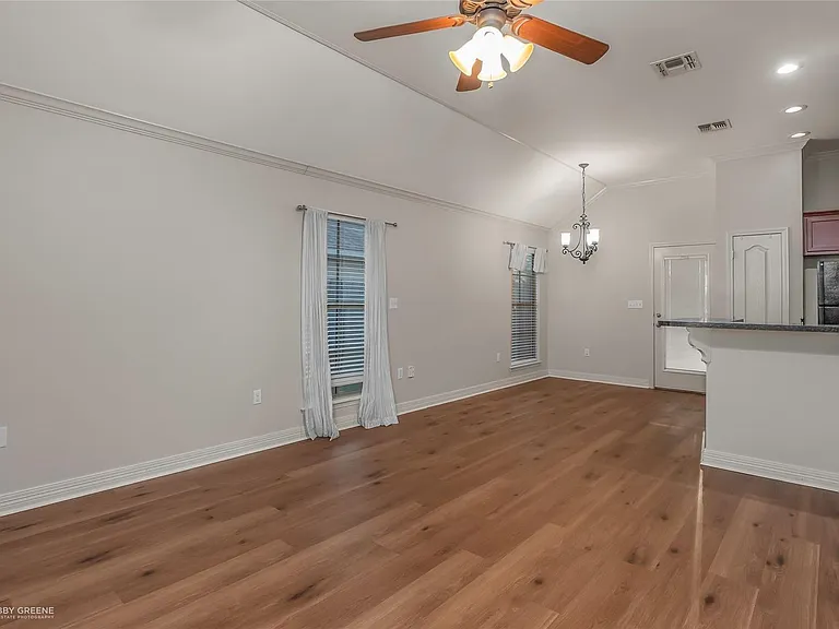 3303 Grand Lake Dr — Photo 3