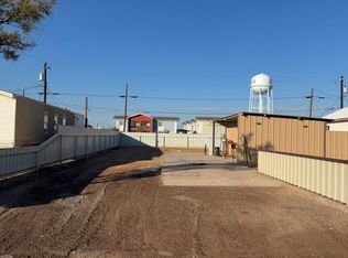 611 S Mesquite St, Pecos, TX 79772