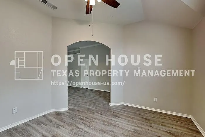 8705 Sunset Trace Dr — Photo 17