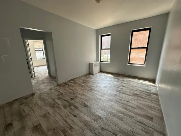 89-09 32nd Ave #J2, East Elmhurst, NY 11369