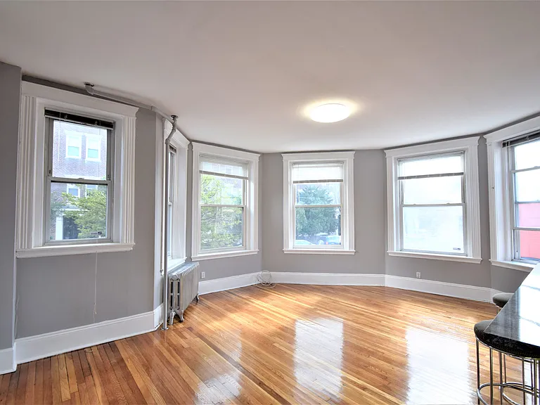 83 Glenville Ave #1 — Photo 11