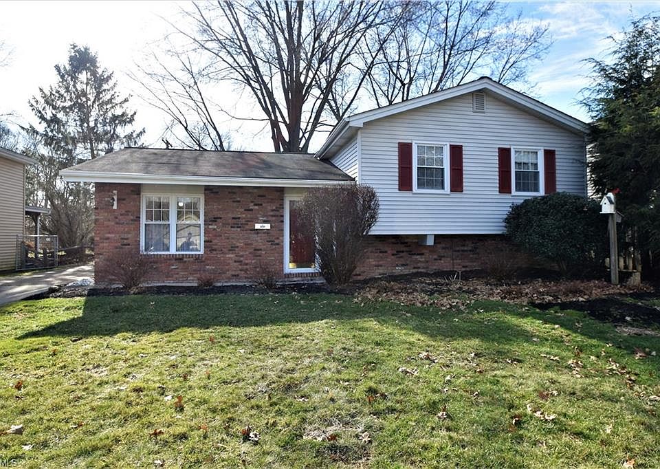 1st image of 26347 Redwood Dr