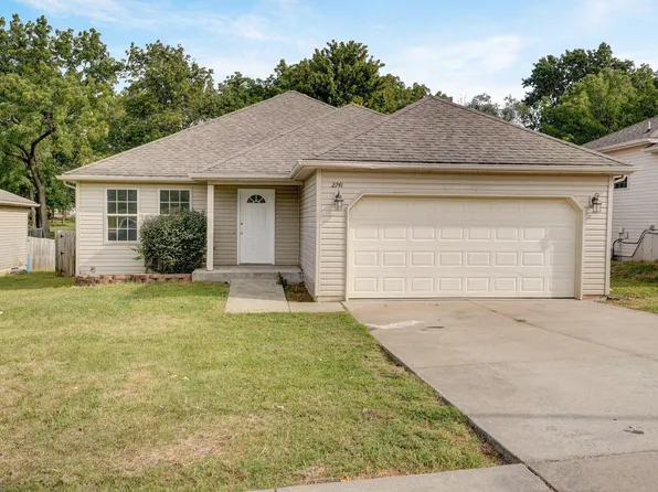 2741 W Delmar Street, Springfield, MO 65802