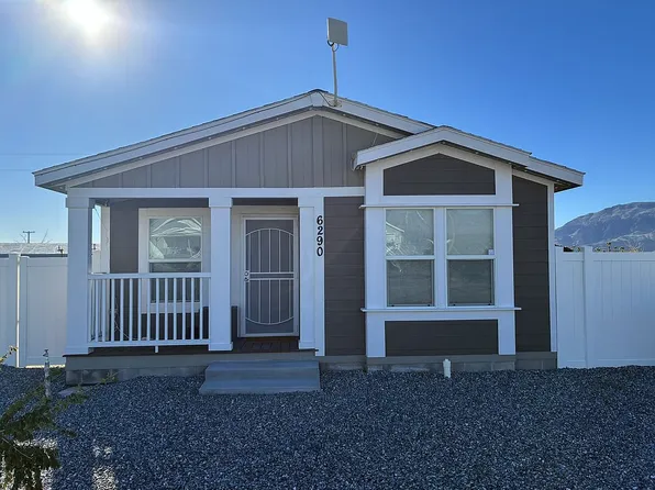 6290 Melwood Ln, Pahrump, NV 89060