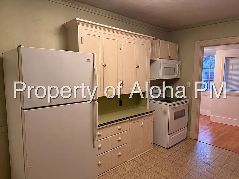 2730 W Heron St — Photo 5