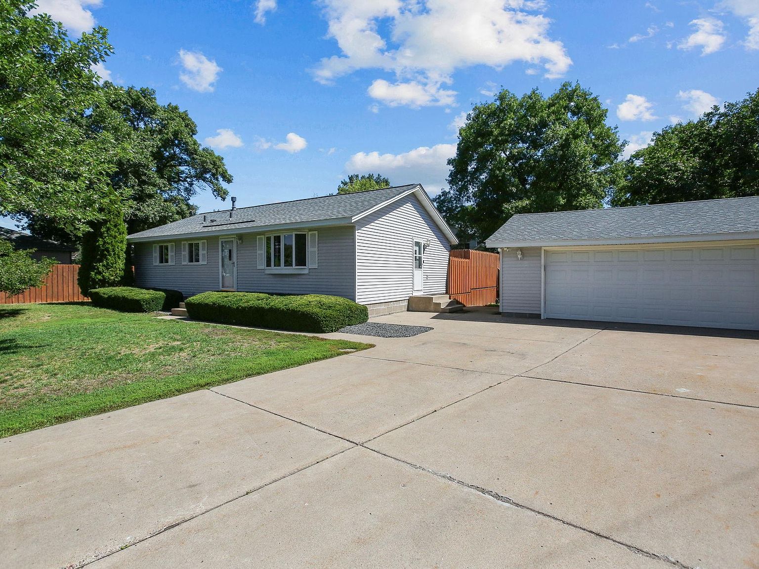 12301 Goodhue St NE, Blaine, MN 55449 Zillow