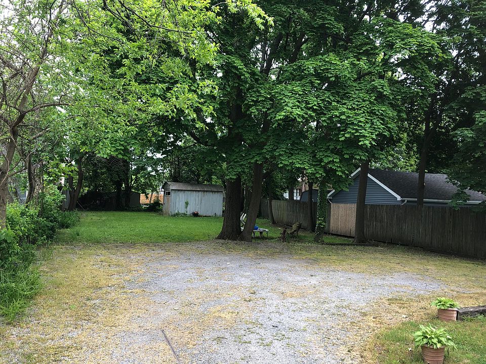 2nd image of 143 Bridge Ave