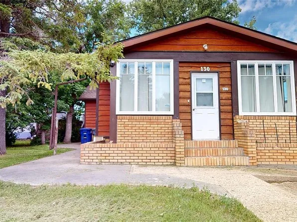 130 Maple AVENUE N, Eastend, SK S0N 0T0