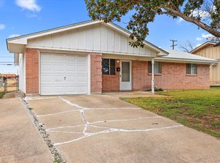 8724 Guadalupe Rd, Fort Worth, TX 76116