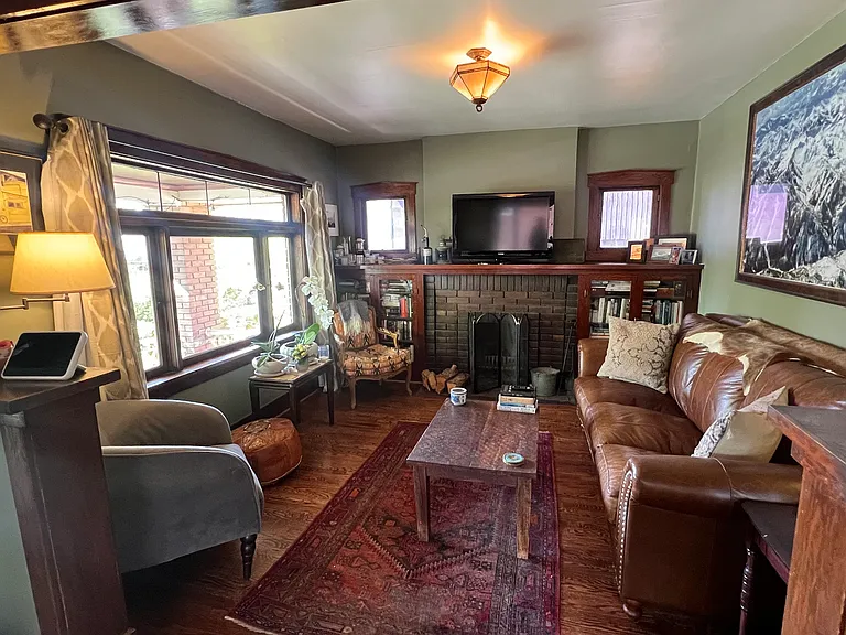 1725 S Lake St — Photo 4