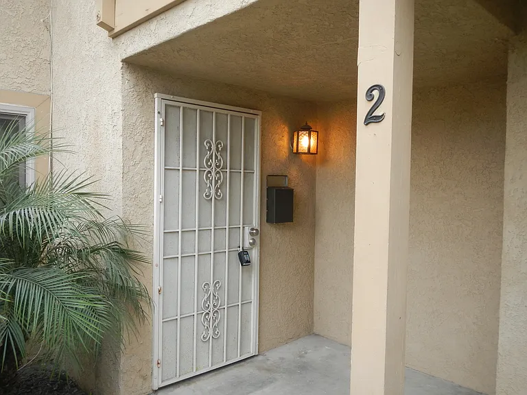 130 S Delano St #2 — Photo 15