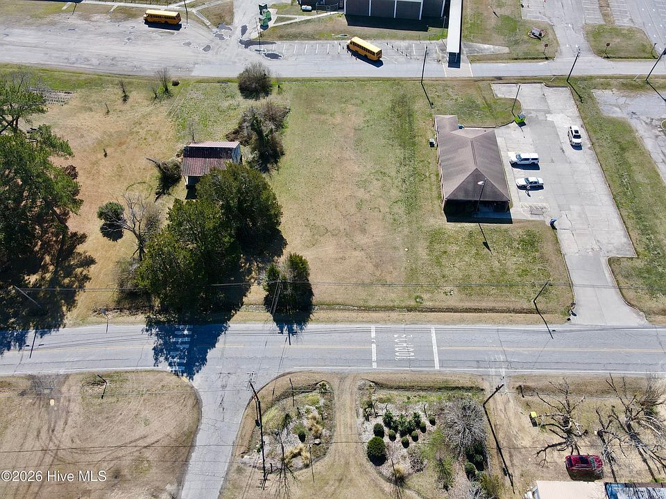1st image of 1860 Main Street
