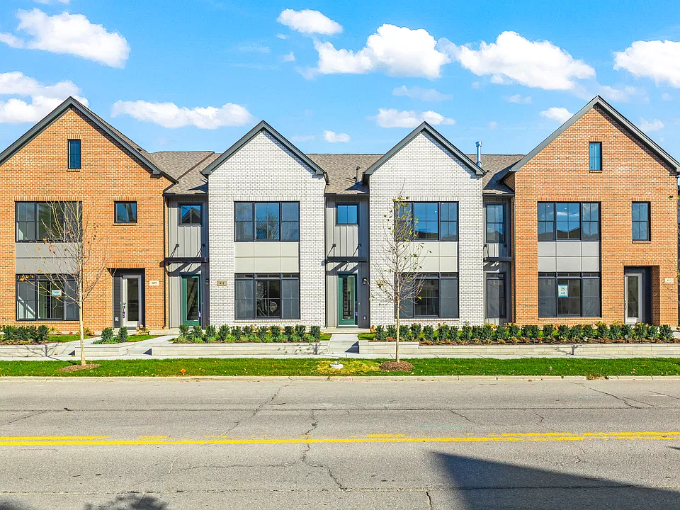 413 S Center St #26