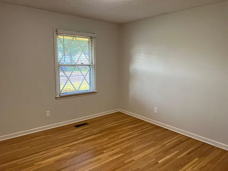 8002 Shereton Rd SW — Photo 10