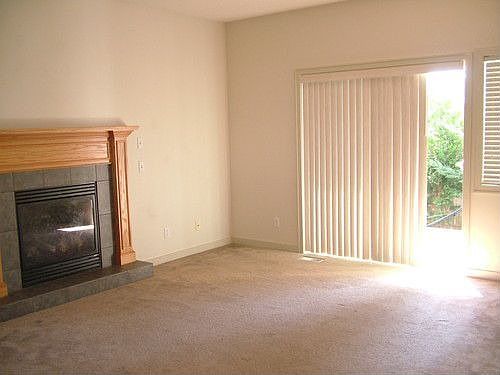 5th image of 10275 NW 312th Pl