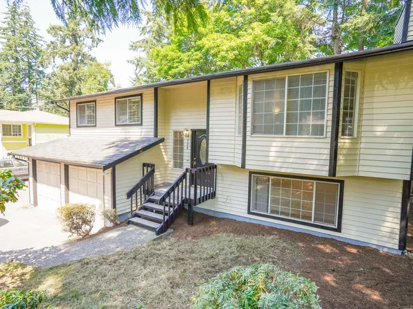 724 N 137th St Unit A, Seattle, WA 98133