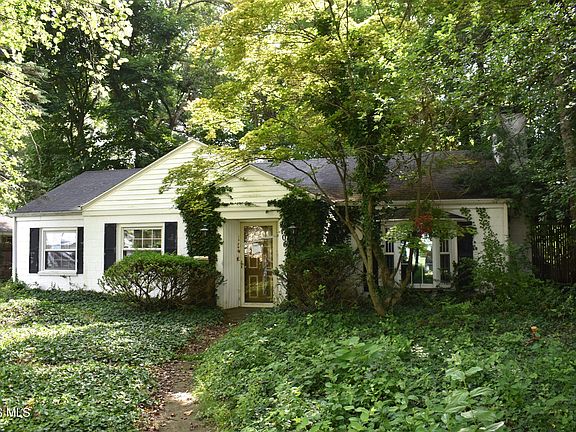 4th image of 2106 Grecourt Dr