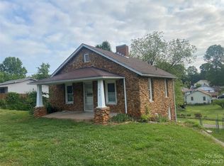 613 Salem Rd, Morganton, NC 28655