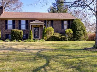 8515 Maple Ave, Pewee Valley, KY 40056
