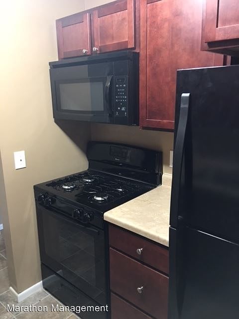 1st image of 135 Crosstown Blvd APT 6