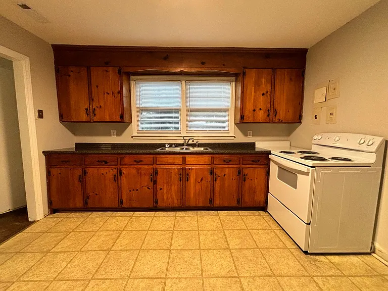 42A Sophia Dr — Photo 8