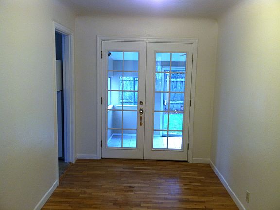 Dining Area/Doors to sunroom