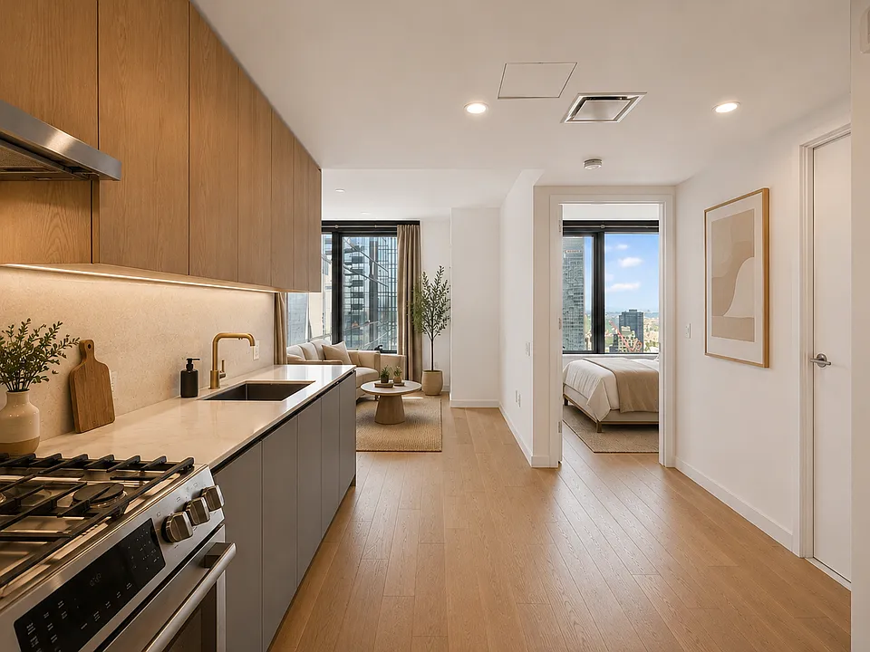 3 Court Sq #3305