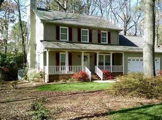 103 Abbey Ln, Cary, NC 27511