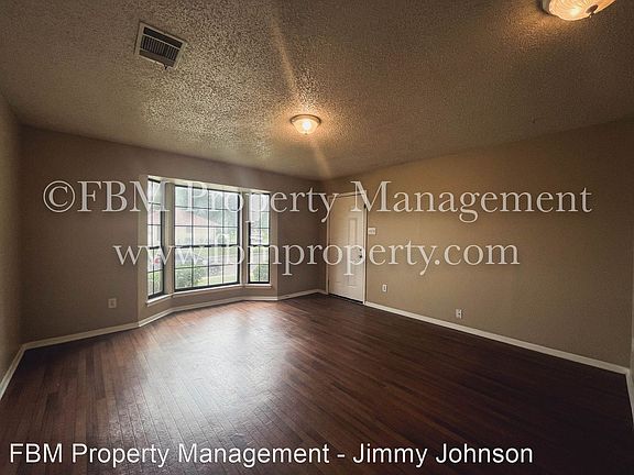 4th image of 810 Biloxi Dr #710