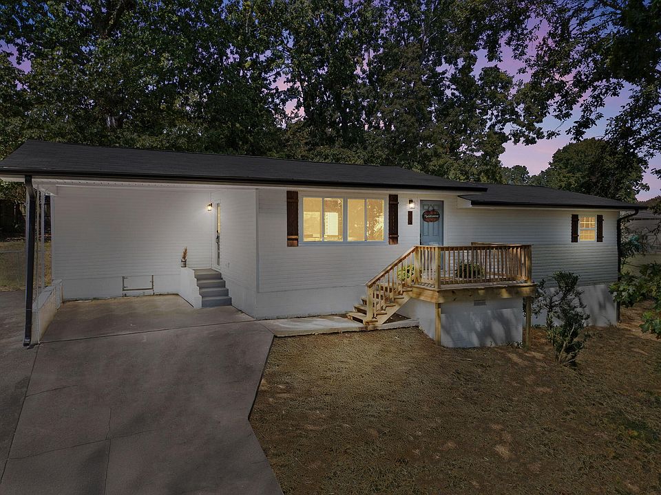 1st image of 135 Belleview Dr SE