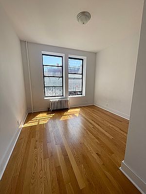 5th image of 1264 Lexington Ave #6NA