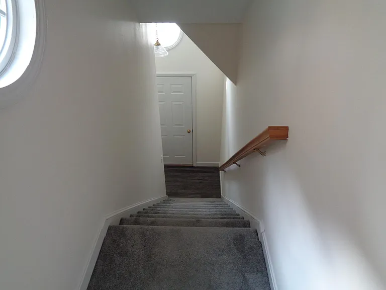 26 Kings Way #2 — Photo 11