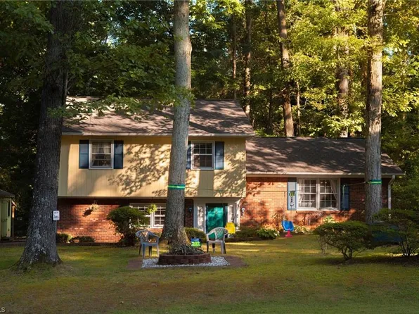 166 Charlotte Pl, Advance, NC 27006
