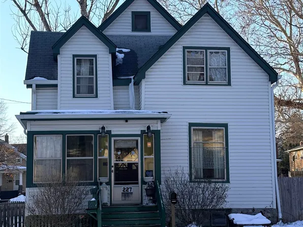 227 S London Ave, Rockford, IL 61104