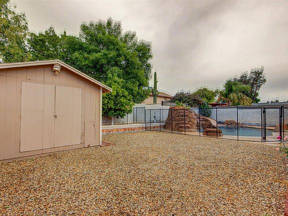 5th image of 6142 E Ivy St