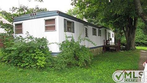 2nd image of 306 Union Center Rd