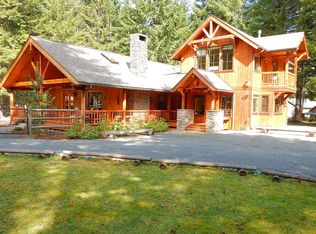 16916 Alpine Dr E, Enumclaw, WA 98022