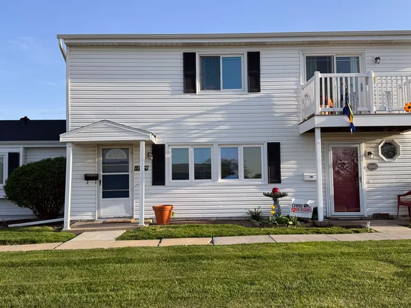 12209 Westwood Ln, Omaha, NE 68144