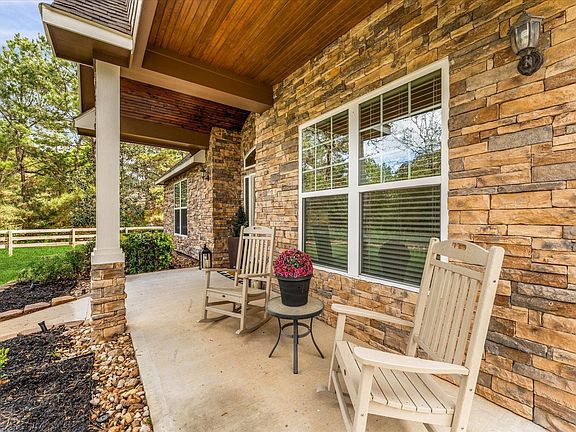 4th image of 12969 Shady Woods Court