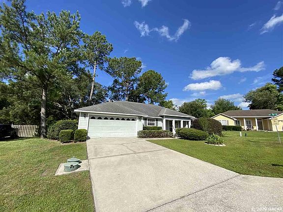 2nd image of 10628 NW 61st Ter