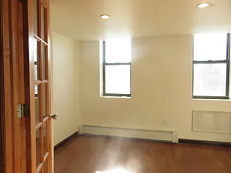 Rented by Rennit Inc.