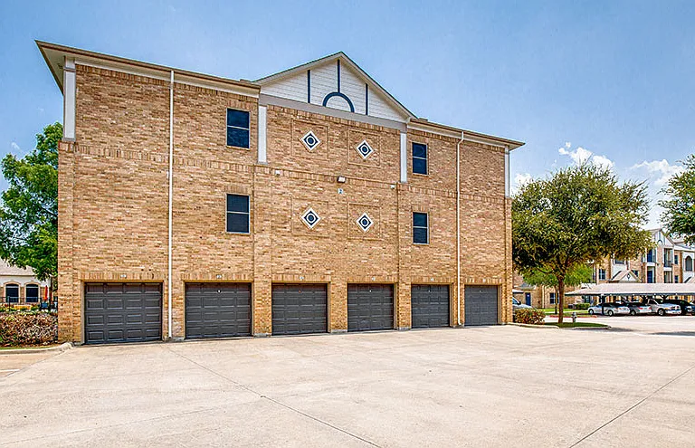 Towne Crossing Apartments — Photo 30