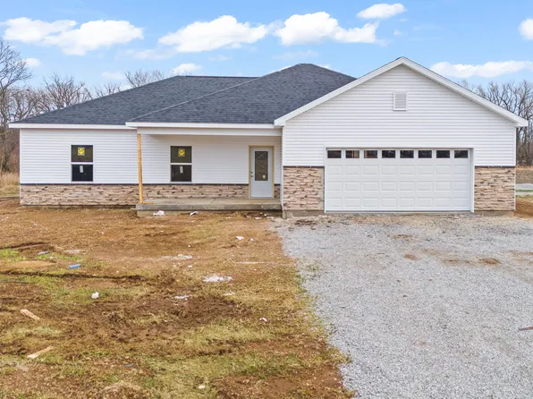 10909 Lock Ln, Piqua, OH 45356