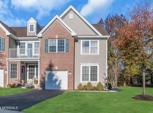 25 Ironwood Ct, Middletown, NJ 07748