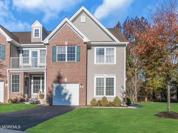 25 Ironwood Court, Middletown, NJ 07748