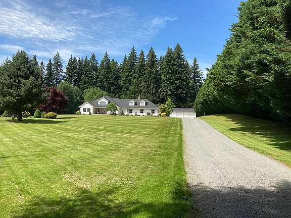 2nd image of 14006 NE 58th Pl