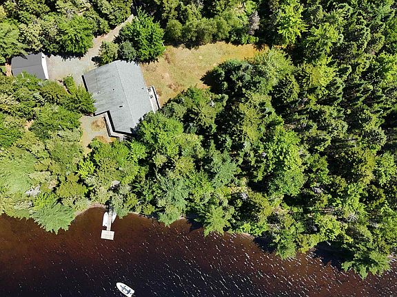 3rd image of 376 Lakefront Dr