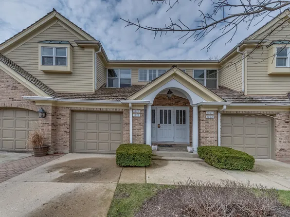 1825 W Ashbury Ct, Inverness, IL 60067